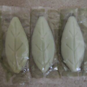 WESTIN Heavenly Spa 3 White Tea and Aloe Leaf Shaped Bar SOAP 1 oz each NEW